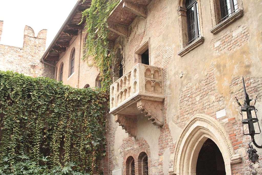 BOUTIQUE HOTEL TOURING VERONA 3 Italy from 261 HOTELMIX